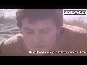 Sydne Rome Outdoor , Vintage in La race des 'seigneurs' (1974) 3
