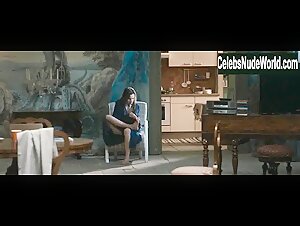 Sylvia Hoeks in La migliore offerta (2013) 3