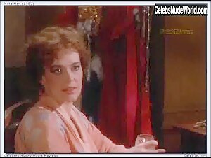 Sylvia Kristel Costume , Flasing in Mata Hari (1985) 16