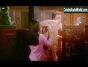 Sylvia Kristel Tits , Vintage scene in Emmanuelle (1974) 4