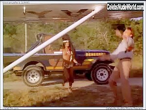 Tamira nude ,small boobs scene in Emmanuelle 6 (1988) 4