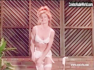 Tammy Parks in Virtual Desire (1995)