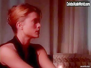 Tane McClure in Last Embrace (1997) 2