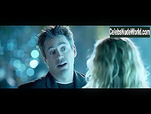 Tanja Reichert in Kiss Kiss Bang Bang (2005) 2