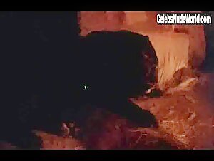 Tanya Roberts Couple , Kissing in Beastmaster (1982) 10