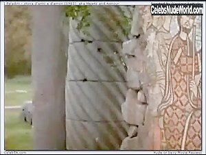Tanya Roberts in I paladini - Storia d'armi e d'amori (1983) 14