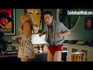 Tara Holt Hot , Sexy Dress in Californication (series) (2007) 16