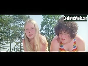 Tatum O'Neal in Little Darlings (1980) 9