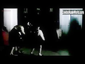 Teresa Ann Savoy in La disubbidienza (1981) 20
