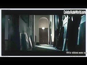 Teresa Palmer boobs , Butt scene in Restraint (2008) 9