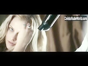 Teresa Palmer Butt , Bathroom scene in Restraint (2008) 7