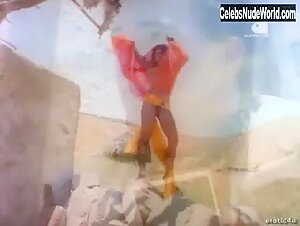Teri Weigel Outdoor , Hairy Pussy in Playboy: Fantasies (series) (1987) 2