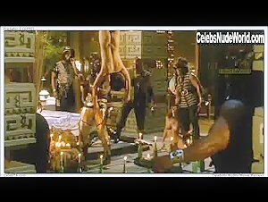 Teri Weigel in Predator 2 (1990) 18