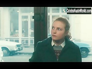 Therese Liotard in L'une chante, l'autre pas (1977) 1