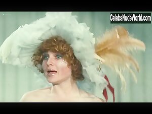 Therese Liotard in L'une chante, l'autre pas (1977) 9