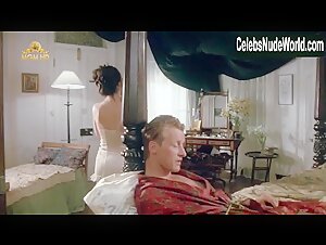 Theresa Russell in Eureka (1983) 2
