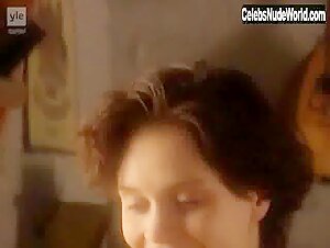 Tiina Lymi Explicit , Brunette in Vuoroin vieraissa (series) (1997) 3
