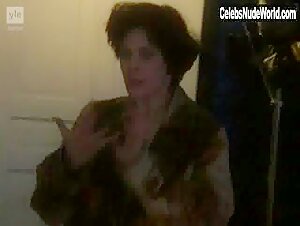 Tiina Lymi Flasing , boobs in Vuoroin vieraissa (series) (1997) 13