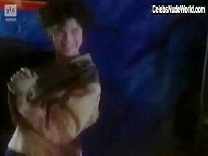 Tiina Lymi Flasing , boobs in Vuoroin vieraissa (series) (1997) 9