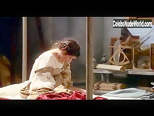 Valentina Cervi Kissing , Coustume in Artemisia (1997) 8