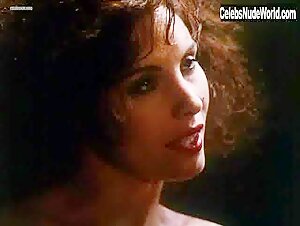 Valentina Vargas in Die Tigerin (1992) 3