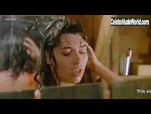 Valentina Forte in Inferno in diretta (1985) 14