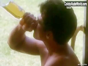 Valentine Demy Gets Undressed , Lingerie in Pomeriggio caldo (1987) 7