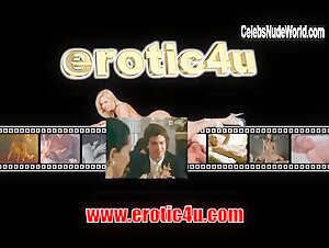 Valentine Demy Flasing , Pussy in Pomeriggio caldo (1987) 1