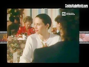 Valentine Demy Flasing , Pussy in Pomeriggio caldo (1987) 3