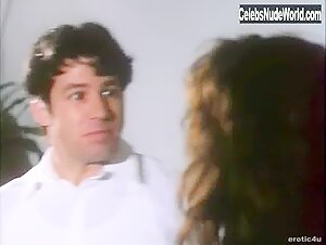 Toni Naples in Sorceress (1995) 12