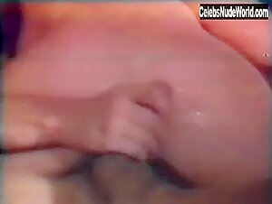 Traci Lords Blowjob , Vintage in Sizzling Suburbia (1986) 19