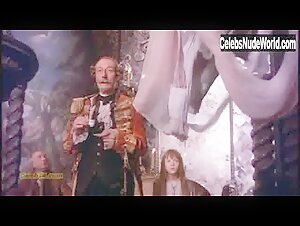 Uma Thurman in Adventures of Baron Munchausen (1988) 10