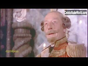Uma Thurman in Adventures of Baron Munchausen (1988) 16