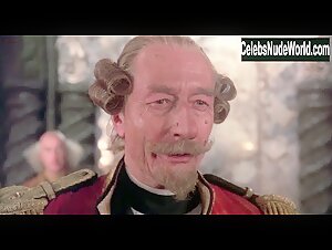 Uma Thurman Costume , Cleavage in Adventures of Baron Munchausen (1988) 13