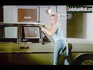 Unknown Girl in Au Pair Girls (1972) 14