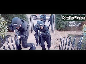Unknown Girls in Brotherhood (2016) 20