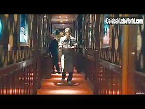 Unknown Girls Threesome , nude in Canciones de amor en Lolita's Club (2007)  1