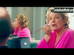 Unknown Girl in Clubland (2007) 1