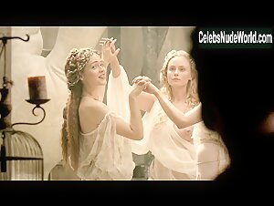 Unknown Girls in Da Vinci's Demons (series) (2013) 12