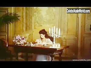 Unknown Girls in Dolce pelle di Angela (1986) 1