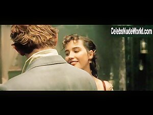 Vahina Giocante in Blueberry (2004) 7