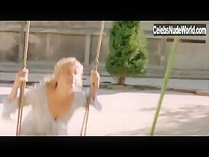 Vahina Giocante in Lila dit ca (2004) 1