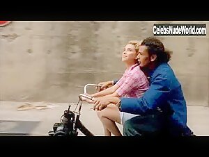Vahina Giocante in Lila dit ca (2004) 5