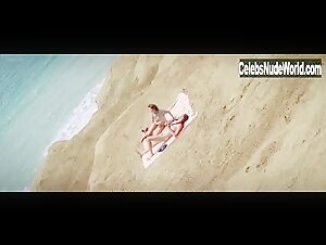 Vahina Giocante in Paradise Cruise (2013) 10