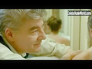 Valerie Kaprisky in Legitime violence (1982) 10