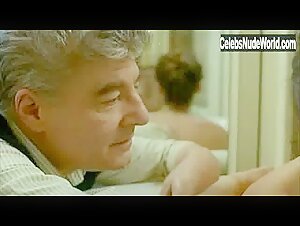 Valerie Kaprisky in Legitime violence (1982) 11