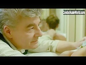 Valerie Kaprisky in Legitime violence (1982) 13