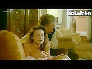 Valerie Kaprisky in Legitime violence (1982) 16