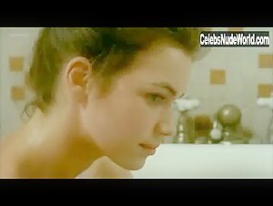 Valerie Kaprisky in Legitime violence (1982) 7