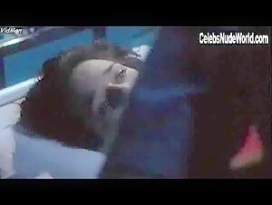 Valeria Golino in Controvento (2000) 2